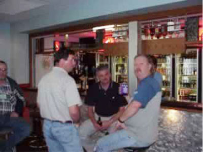 boys-at-bar